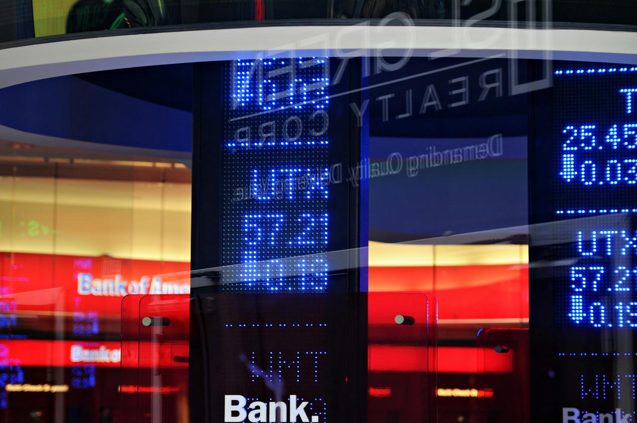 Banking & Financial Services